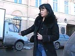 Autoestopista rusa enculada y violada por dos mafiosos