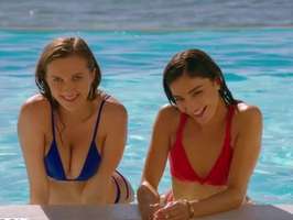 Trio con dos culazos en bikini americanos