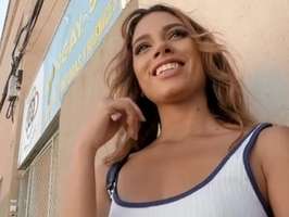 Chica española amateur follada en video porno