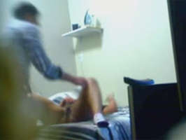 Novio graba su sexo casero con cámara oculta