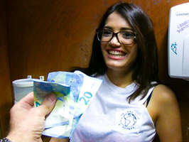 Penelope Cum pillada y follada por dinero en la biblioteca