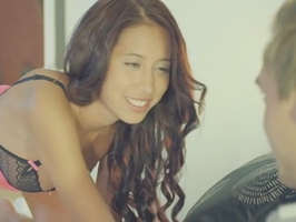 Video sensual con Paula Shy y su novio